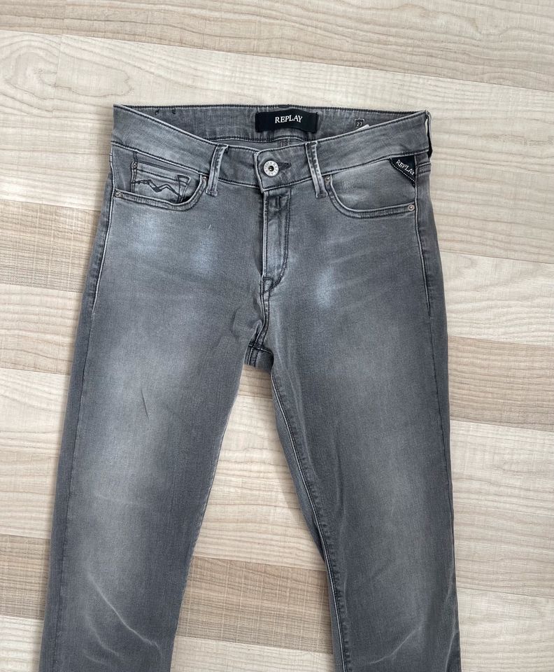 Replay Skinny Jeans W27 L32 in Fürth