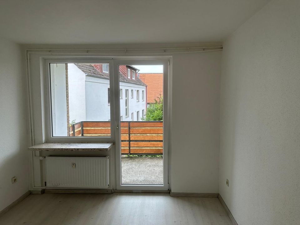 4 Zimmer Wohnung 2 Südwest Balkone wird gerade renoviert in Wendeburg