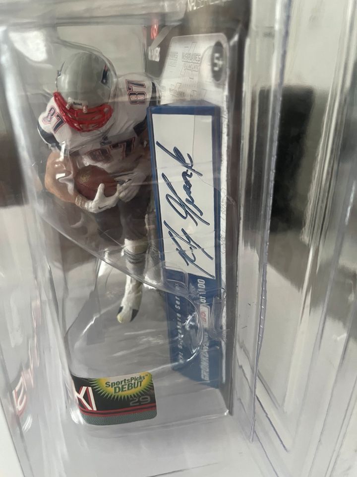 NFL Mcfarlane Football Figur New England Patriots Gronkowski auto in Hagen