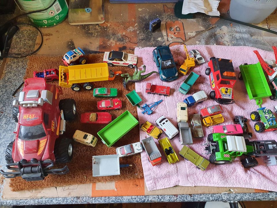 Spielzeug Konvolut Autos - Matchbox ,Siku und weitere- Box 4 in Emmerich am Rhein