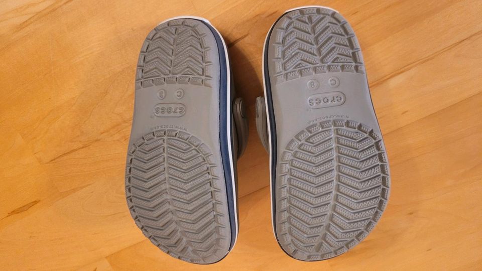 Crocs Größe 24 - 25 / C8 in Schkeuditz