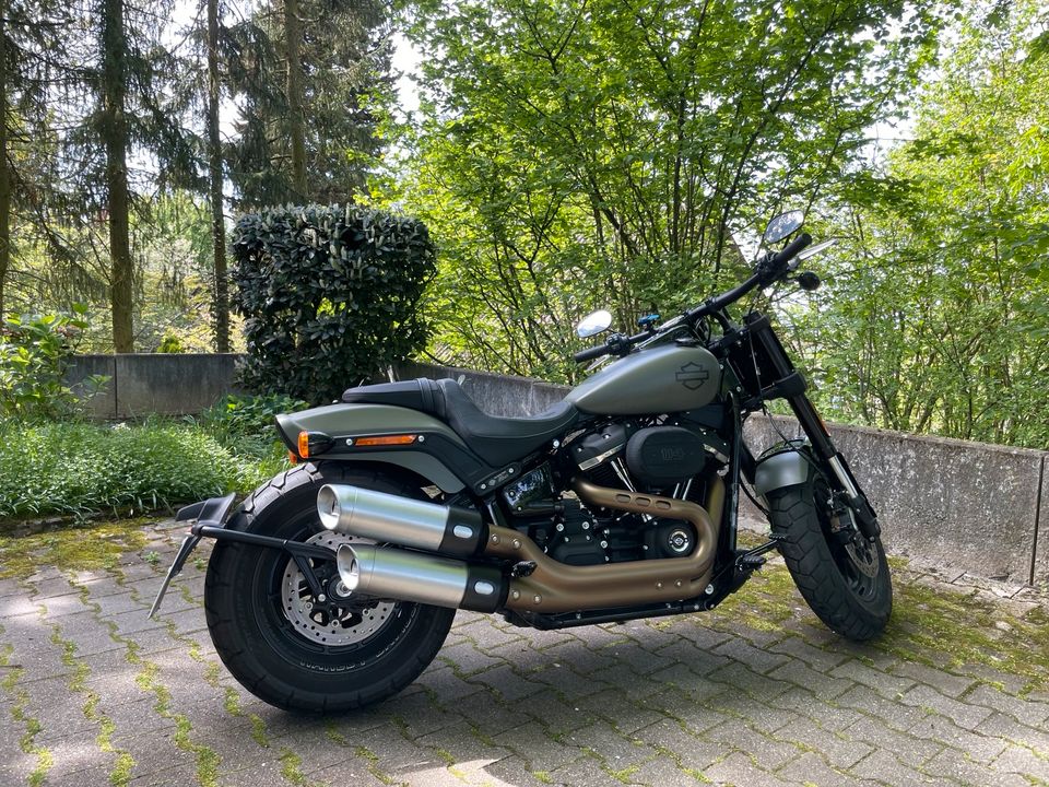 Harley Davidson Fat Bob 114 - FXFBS in Deadwood Green in Heilbronn