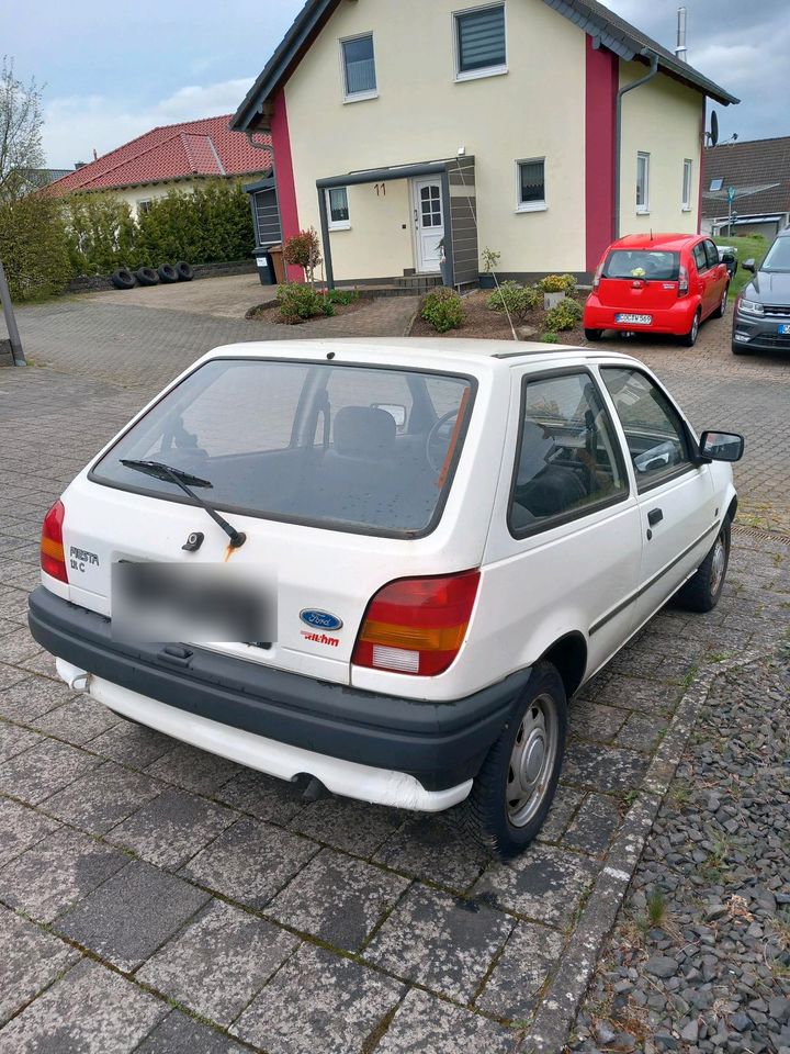 Ford Fiesta TÜV neu.Auch Tausch in Weiler b. Gevenich/Eifel