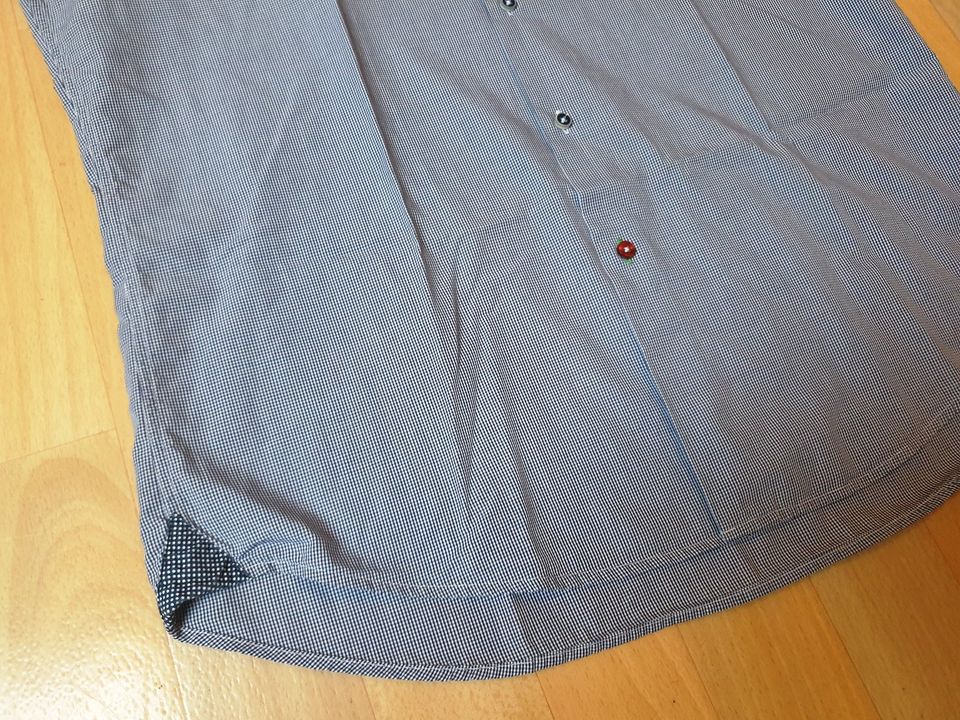 Tommy Hilfiger. Langarm Hemd. blau weiß karo Gr M 39 bzw 15 1/2 in Trier