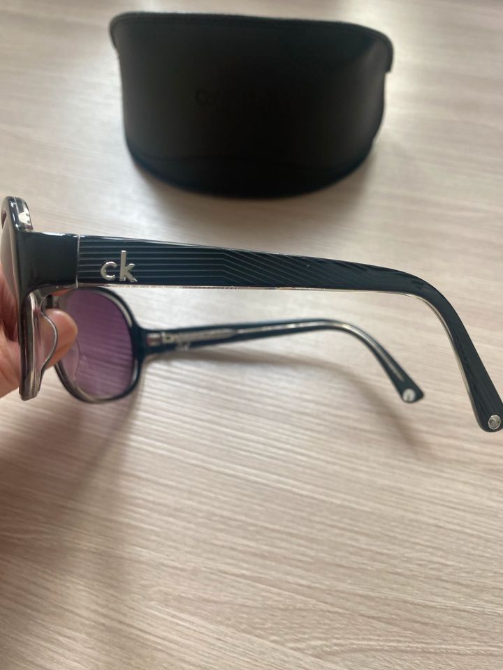 Sonnenbrille Calvin Klein in Berlin