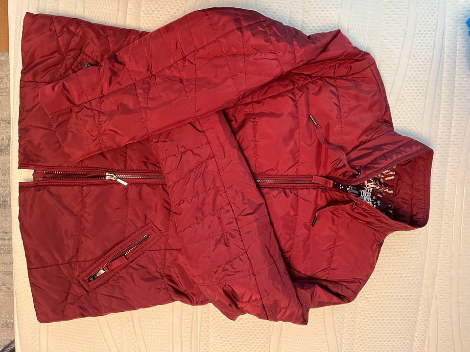 Gerry Weber Damen Steppjacke in Köln