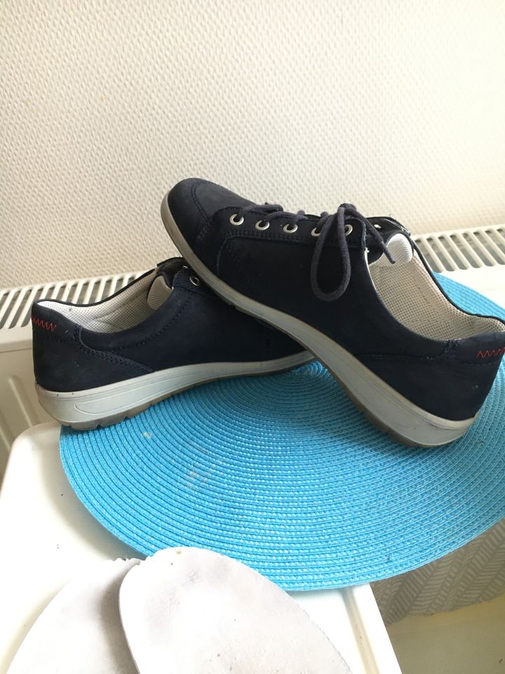 „ARA“ Damen Schnürschuhe Gr.7in blau. Mit herausnehmbaren Einla . in Heek