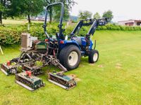 Profi-Vertikutierer Traktor Golfplatz Sportplatz Hessen - Sinntal Vorschau