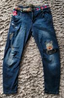 Desigual Jeans Gr.32 Hose blau Stickereien Top Zustand Nordrhein-Westfalen - Herne Vorschau