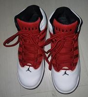 Nike Jordan Max Aura GS Weiß Rot Schwarz Gr. 40 UK 6 Niedersachsen - Braunschweig Vorschau