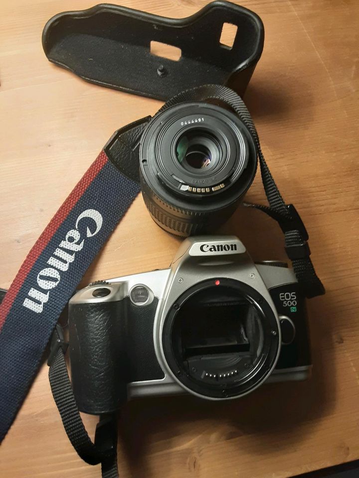 Kamera Canon EOS 500 N in Meinersen