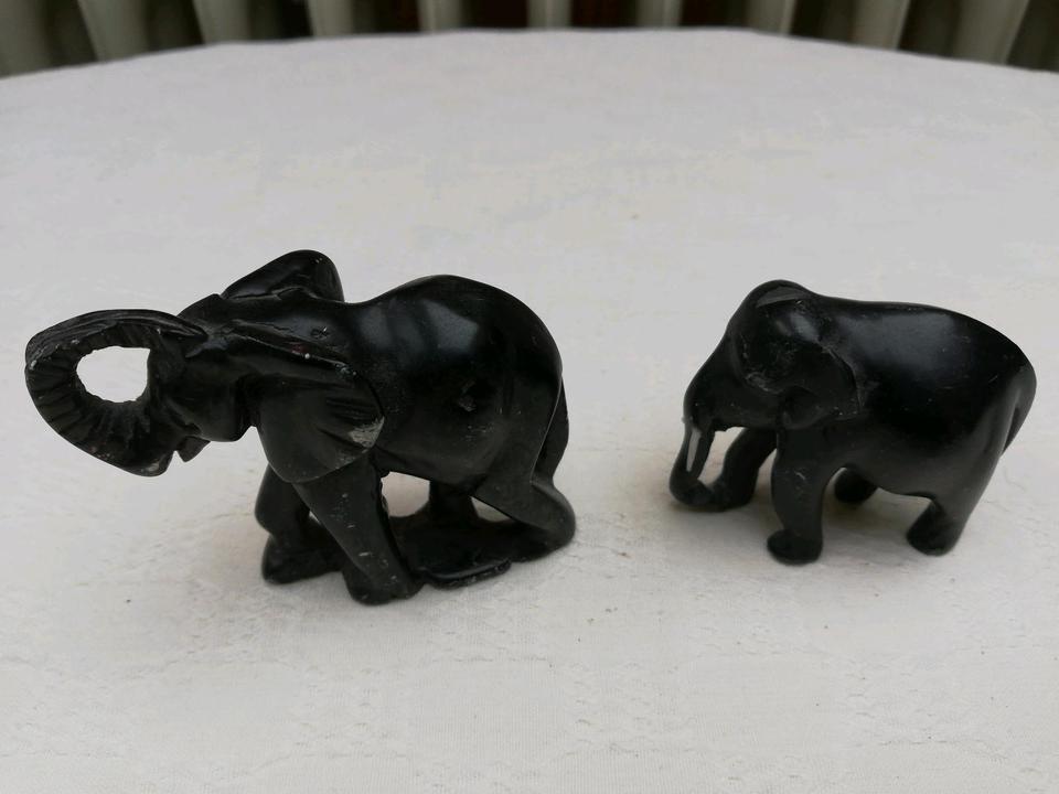 2 Elefanten Stein Afrika und Indien ca. ca. 5,5 cm und 4,5 cm in Herrenberg