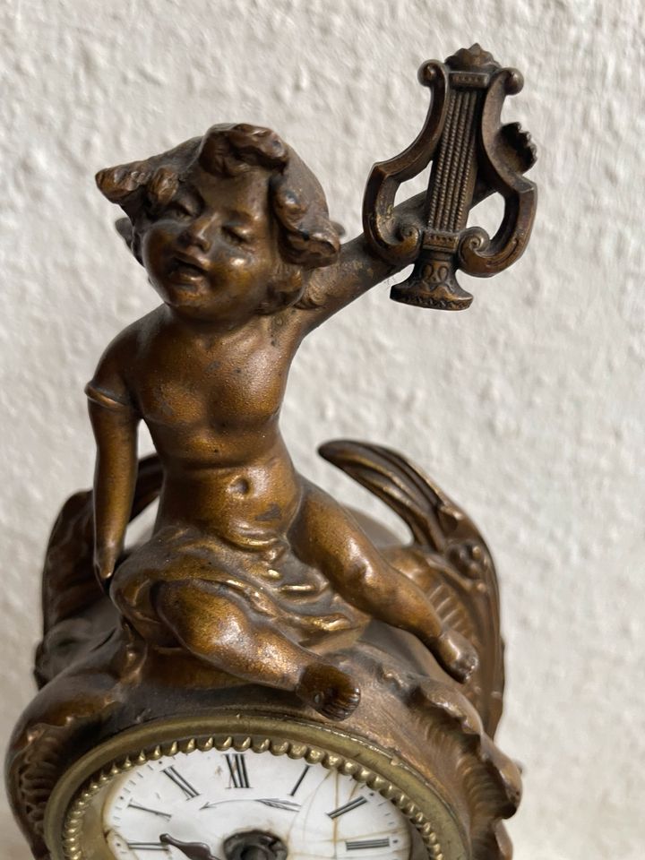 Antike Französische Bronze Uhr in Herzogenrath