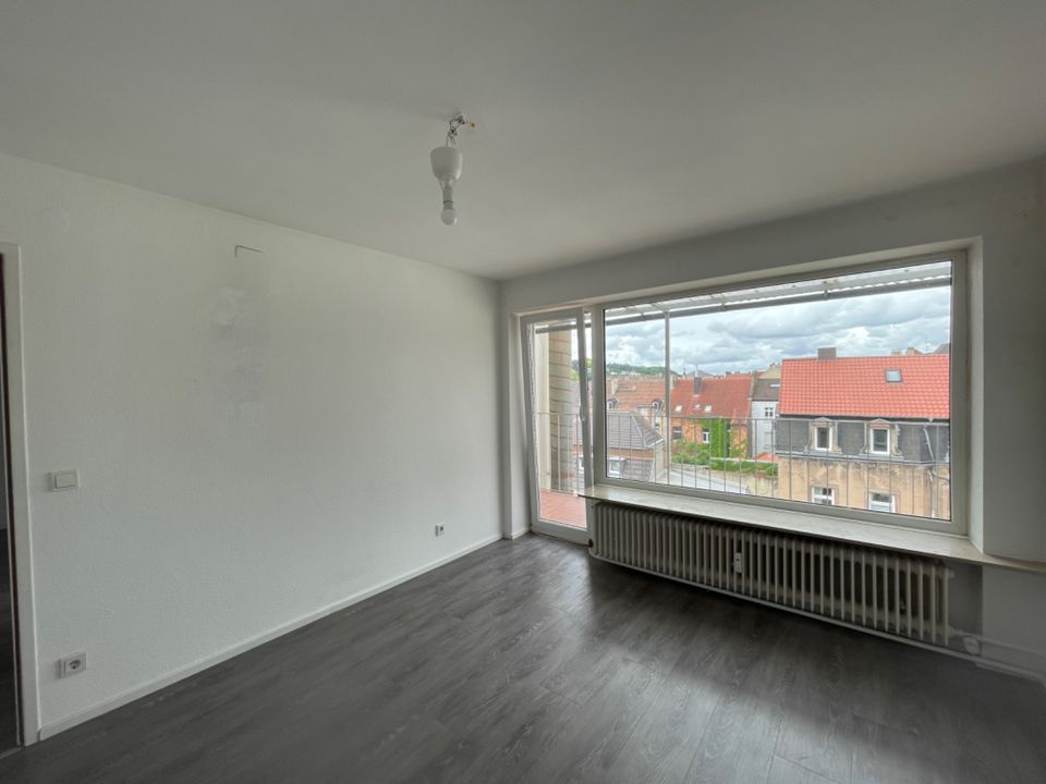 helle 3 ZKB mit Balkon Nähe Staden in Saarbrücken