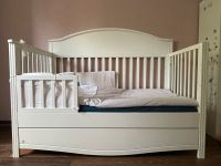 Babybett Kinderbett verstellbar mit Bettkasten, Schublade Nordrhein-Westfalen - Krefeld Vorschau