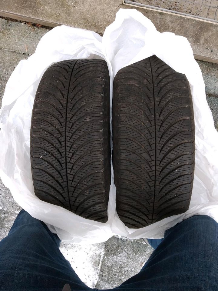 2x Allwetterreifen 195/60 R15 Goodyear Vector 4 Seasons in Dresden