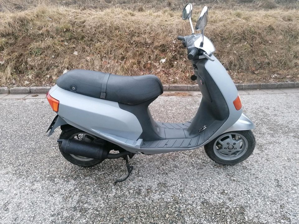 Piaggio sfera 50 Roller tph zip quartz in Reichenschwand