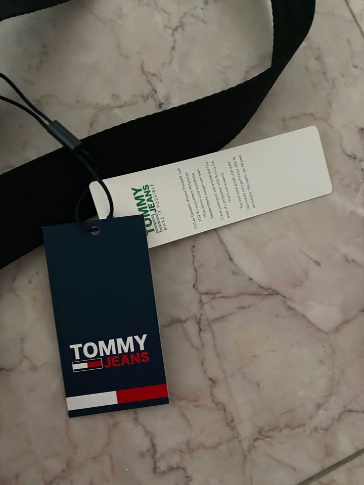 Tommy hilfiger bauchtasche in Dortmund