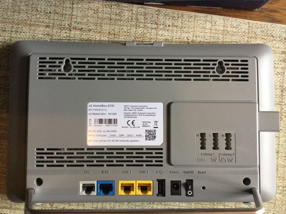 O2 HomeBox 6741 DSL Modem Router in Cloppenburg