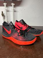 Basketballschuhe NIKE KYRIE FLYTRAP BLACK BRIGHT CRIMSON 49.5 Baden-Württemberg - Zweiflingen Vorschau