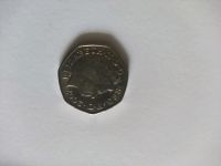 SELTEN! Fifty Pence Münze mit Queen Elizabeth aus dem Jahr 2002 Nordrhein-Westfalen - Warstein Vorschau