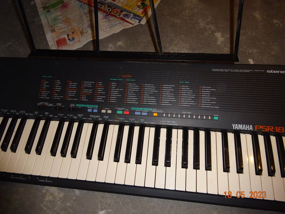 Yamaha PSR-18 in Hanau