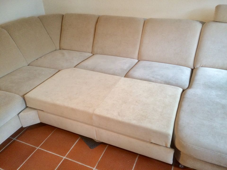 Sofa TOP beige umbaubar viele Raffinessen Gästebett bequem in Mauritz