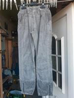 Jeggins Stickerei Reißverschluss grau Tredy (157) Niedersachsen - Neuenkirchen Vorschau