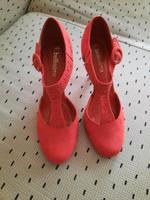 T-Staps-Pumps tomatenrot Gr.41 Bellissima Bayern - Augsburg Vorschau