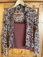Bluse und Top, Mexx, Gr. M, gemustert und rostfarben Niedersachsen - Schiffdorf Vorschau