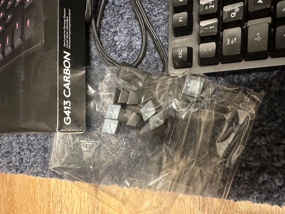 Logitech G413 Gaming Tastatur Carbon Schwarz sehr gut in Kronberg im Taunus