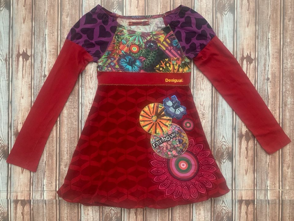 Desigual Jersey Kleid rot/ bunt Gr. 122/128 in Solingen