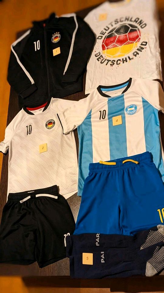 Top! ❤️ 122 128 Deutschland ❤️ Argentinien Fussball Trikot Jacke in Hamburg