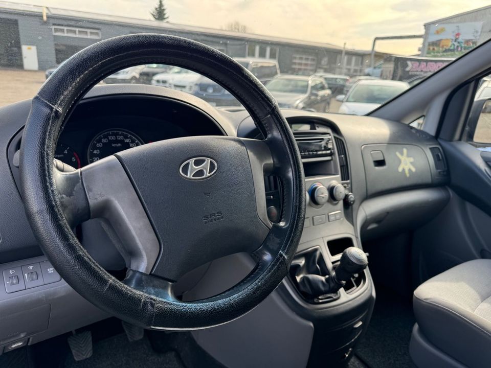 Hyundai H-1 Starex Travel 8 Sitzer Klima TÜV 2025 in Senden