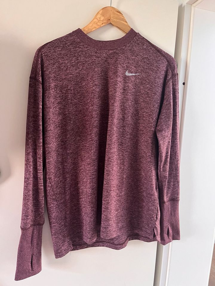 Nike Sport dri-fit L in Bremen