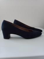 Verkaufe Damen Pumps dunkelblau Gr. 40, Absatzhöhe 4 cm Sachsen - Freital Vorschau