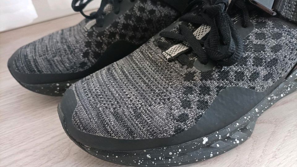 Puma Ignite Evoknit Laufschuhe Turnschuhe Gr.38 in Claußnitz