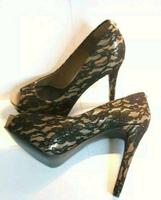 GUESS orig.  Pip Toe/Pumps, Größe 40, beige/Spitze schwarz, Lack, Nordrhein-Westfalen - Weilerswist Vorschau