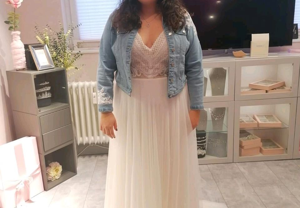 Jeansjacke Braut / Hochzeit in Ettlingen