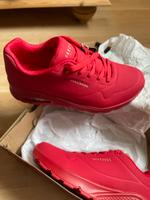 Damen Skechers in rot Gr 8,5 Saarland - Merzig Vorschau