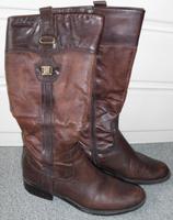 Damen Stiefel Gr. 40 Fa. COMMA Leder braun weiter Schaft Brandenburg - Sonnewalde Vorschau