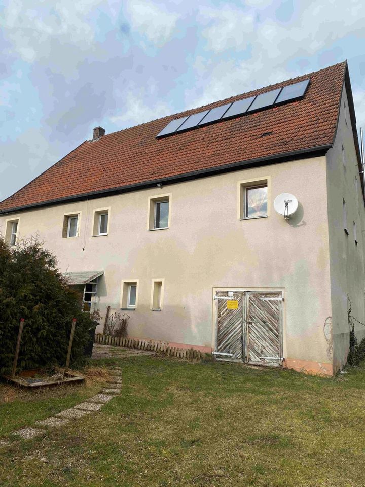 Ein Haus, mehrere Wohnungen in Plech zu verkaufen in Plech