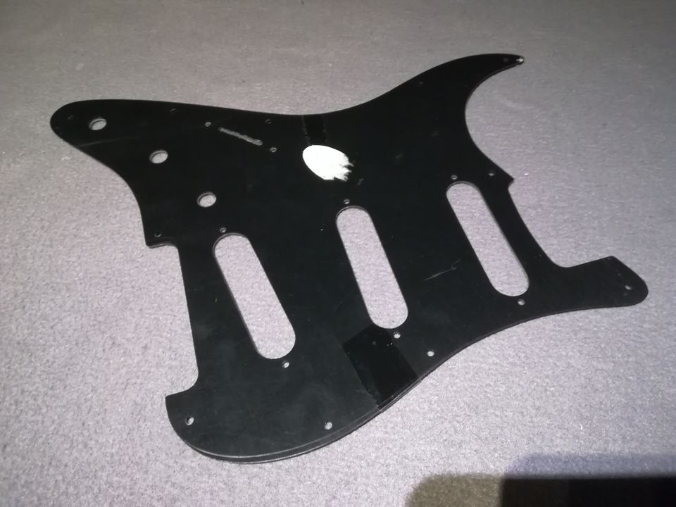 Pickguard Schlagbrett Strat Reepro Star - für eigenes Design in Marburg