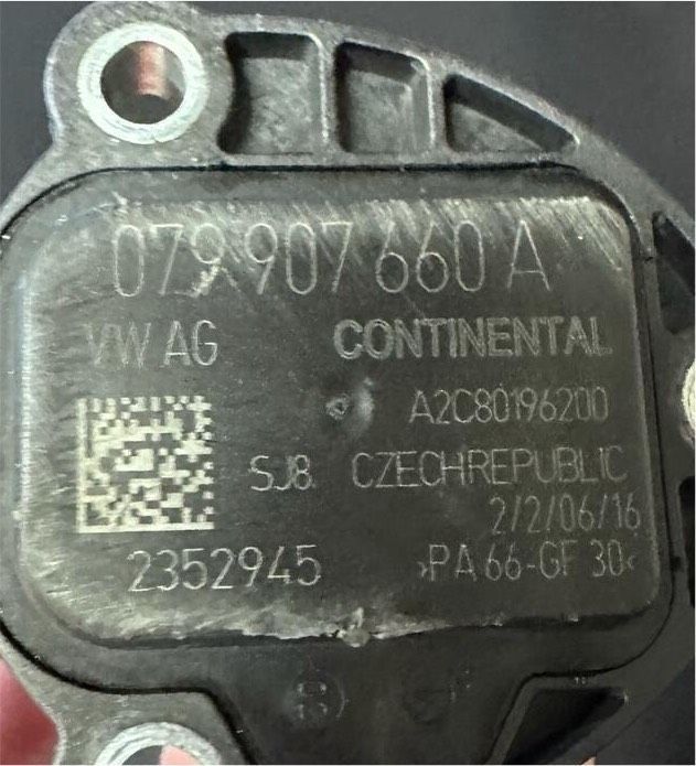 Ölstandsensor Audi 3.0 TDI CRT 079907660A in Bielefeld