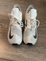 Nike Airmax 270 gr.37,5 Niedersachsen - Bad Pyrmont Vorschau