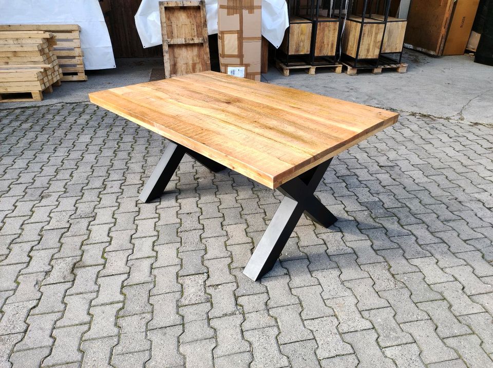 Esstisch Mango 160x100 cm mit X-Gestell Schwarz Massivholz in Mammendorf