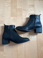 Leather black boot Marco Tozzi size 39 Stiefeletten München - Maxvorstadt Vorschau
