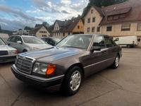 Mercedes W124 260E*Automatik*Gepflegt*Alu*Rostfrei*Tüv Neu*1.Hand Baden-Württemberg - Waldenbuch Vorschau