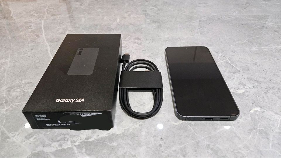 Neuzustand Samsung Galaxy s24 schwarz Onyx Black in Saarbrücken