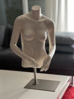 Schaufensterpuppe weiblicher Torso 85 cm mit Standfuß Rheinland-Pfalz - Ludwigshafen Vorschau